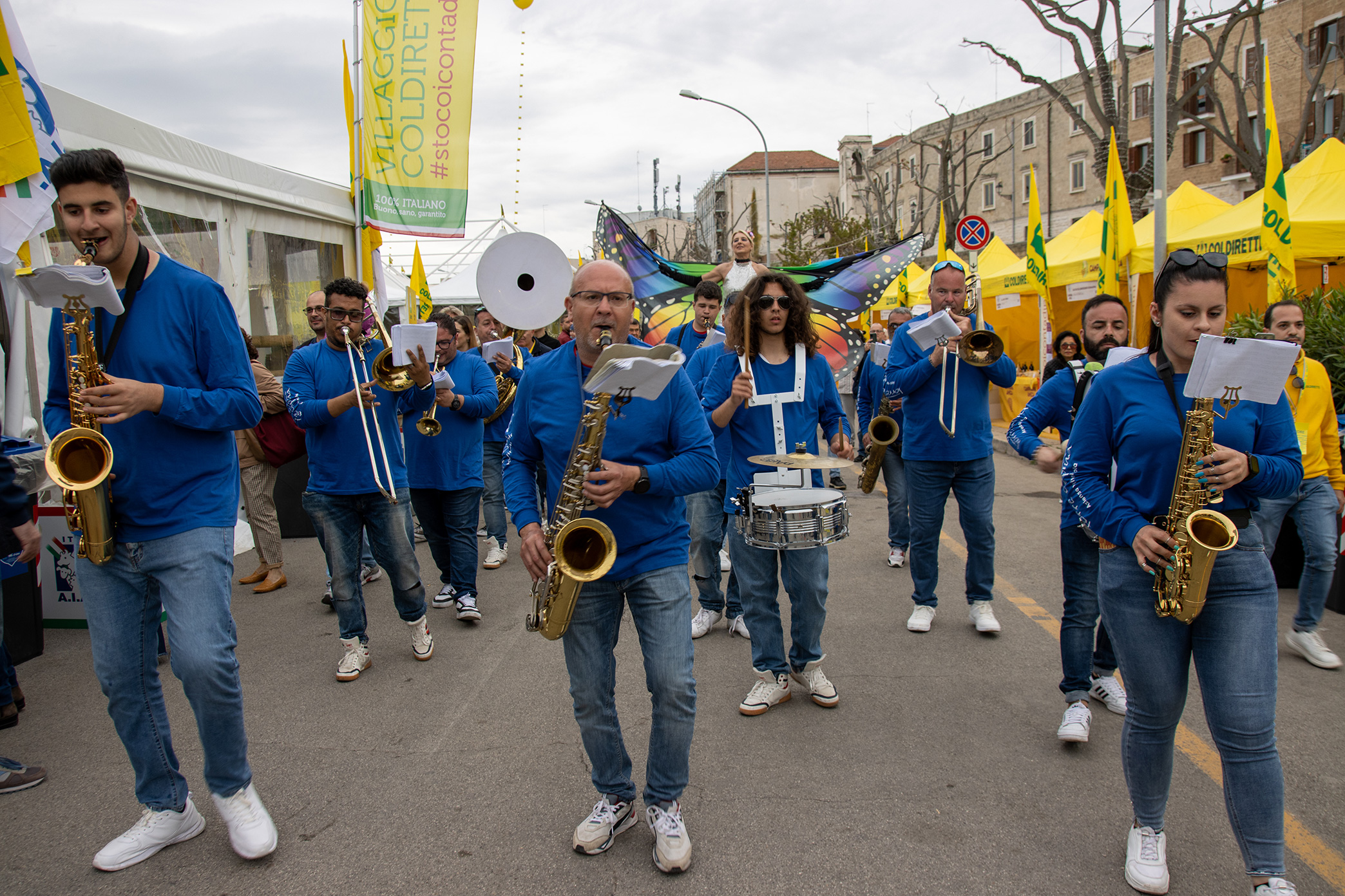 Musica Listing Category IL DIVERTIMENTO SCENDE IN STRADA